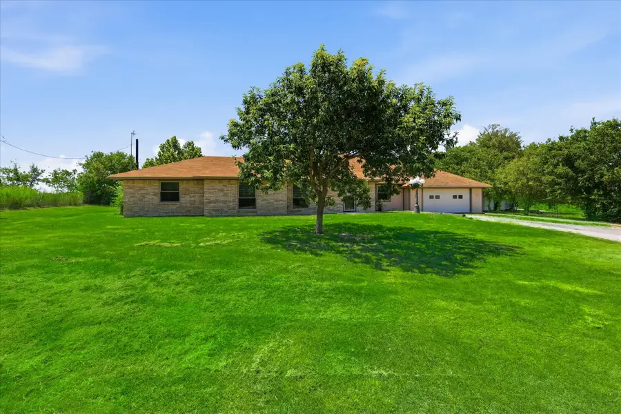 8766 Webb Road, Ponder, TX 76259 - #2