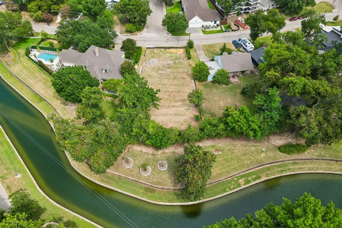 12821 Epps Field Road, Farmers Branch, TX 75234 - #1
