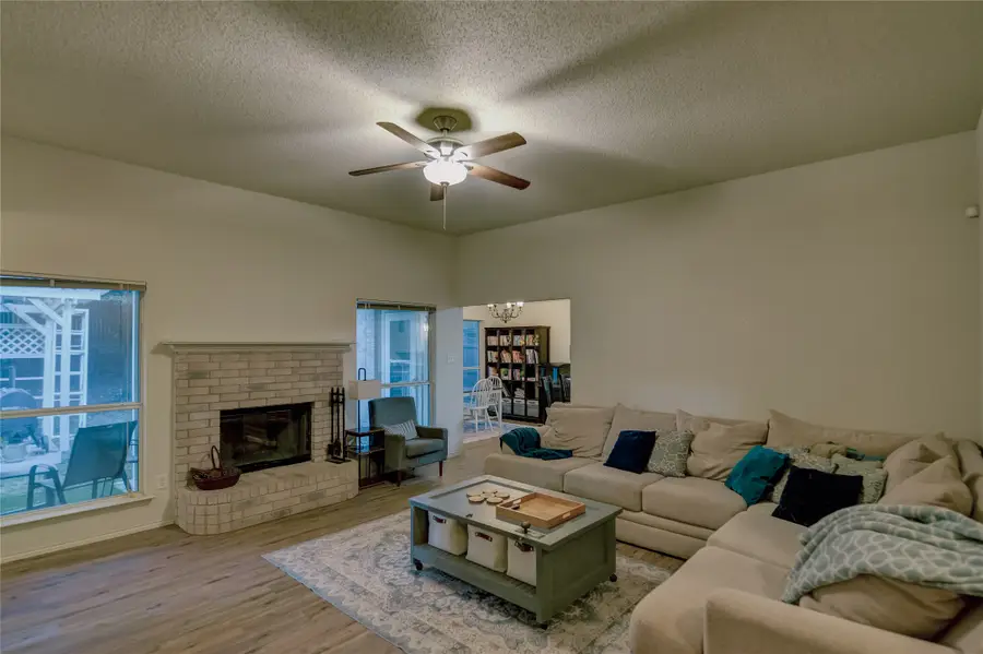 1129 Doreen Street, White Settlement, TX 76108 - #2