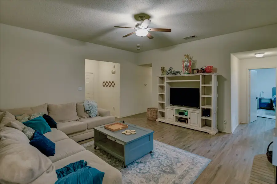 1129 Doreen Street, White Settlement, TX 76108 - #3