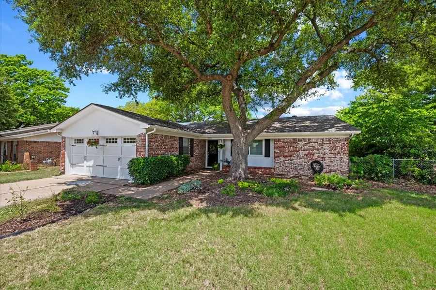 7413 Christopher Court, North Richland Hills, TX 76180 - #2