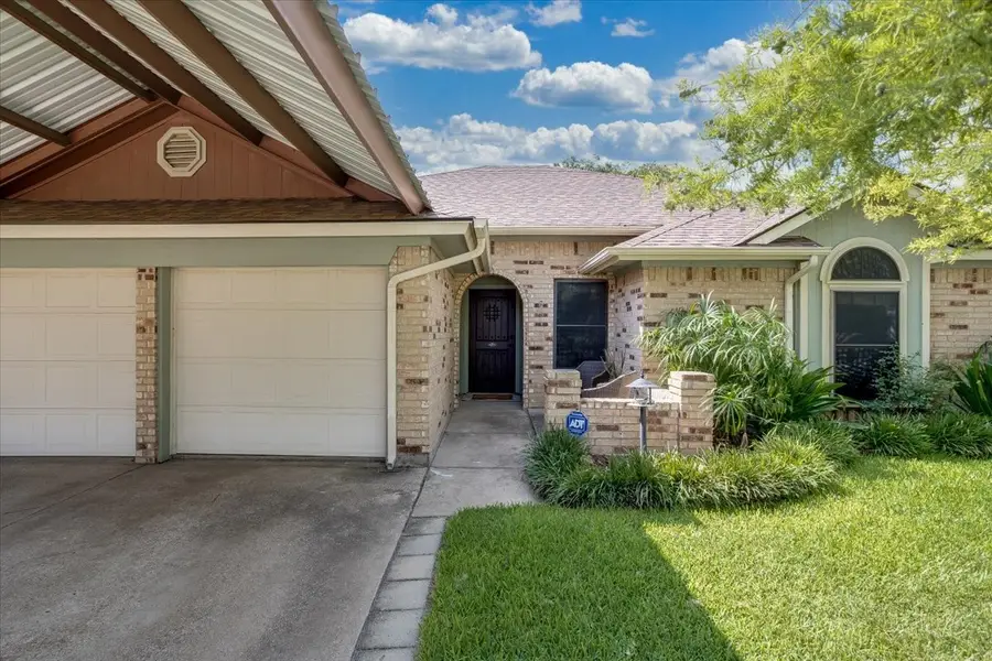 1145 W Hills Terrace, Saginaw, TX 76179 - #3