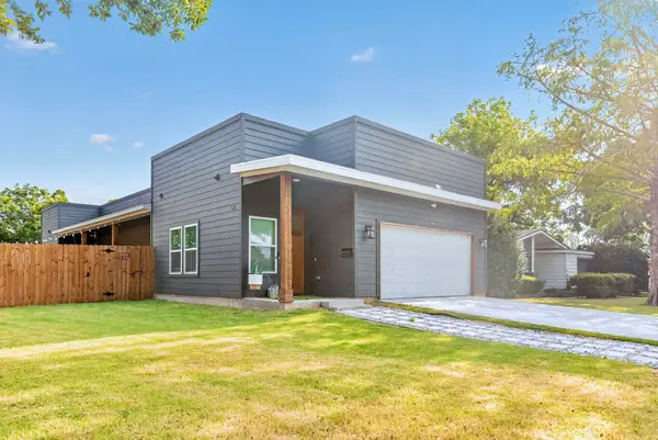 2646 Greenhurst Drive, Farmers Branch, TX 75234