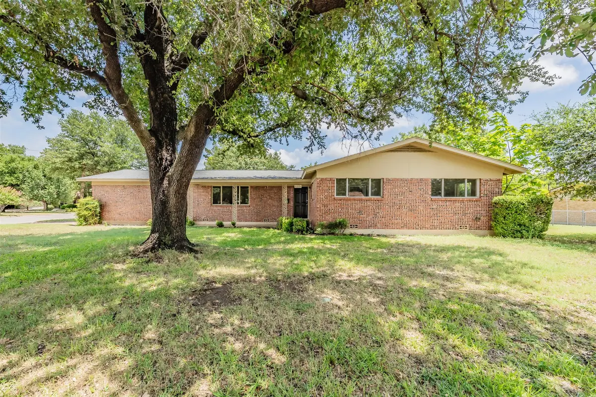 6721 Cylinda Sue Circle, North Richland Hills, TX 76180 - #1