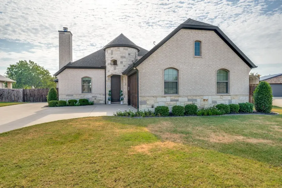 551 Chandler Court, Pilot Point, TX 76258 - #2