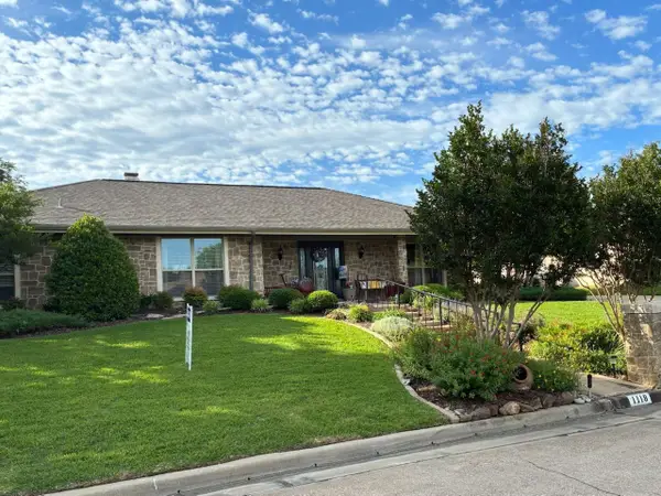 1118 Berkshire Court, Trophy Club, TX 76262