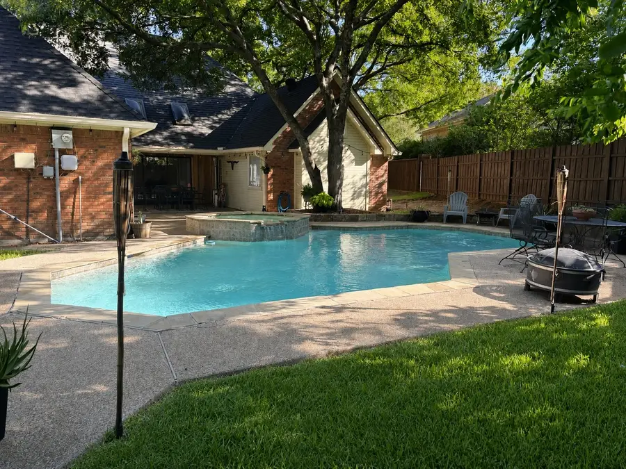 410 Longfellow Drive, Highland Village, TX 75077 - #2