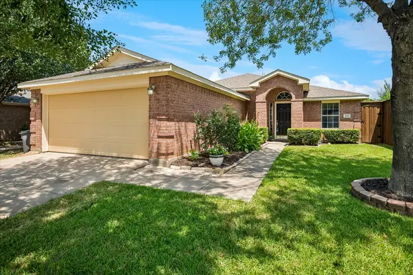 1031 Port Aransas Drive, Little Elm, TX 75068