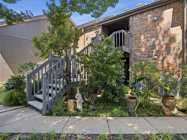 1104 Signal Ridge Place #1104, Rockwall, TX 75032
