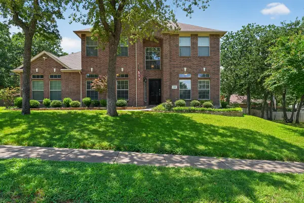 720 Big Horn Trail, Crowley, TX 76036
