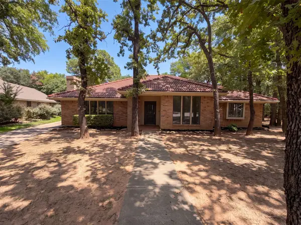 9 Muirfield Court, Trophy Club, TX 76262