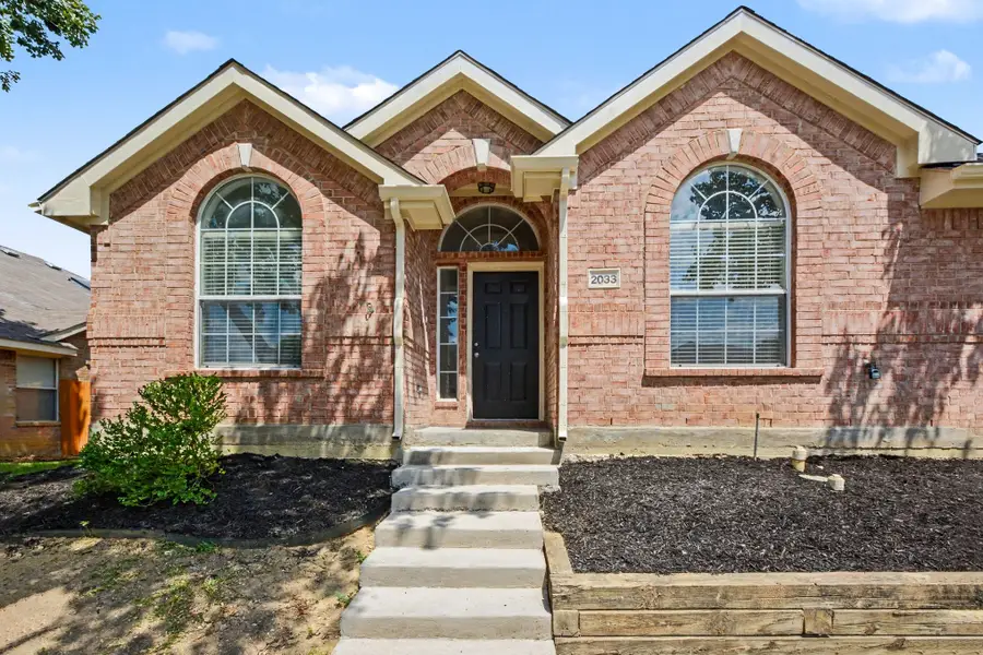 2033 Piedmont Drive, Lewisville, TX 75067 - #2