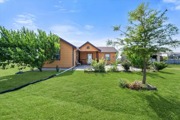 8057 Wilson Ranch Road, Barry, TX 75102