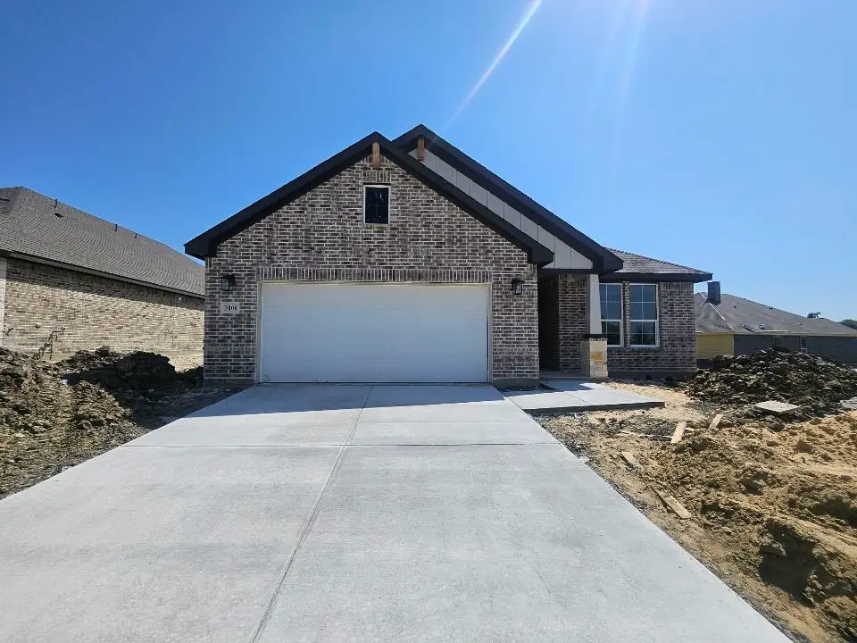 3006 Leopard Lane, Ennis, TX 75119 - #1
