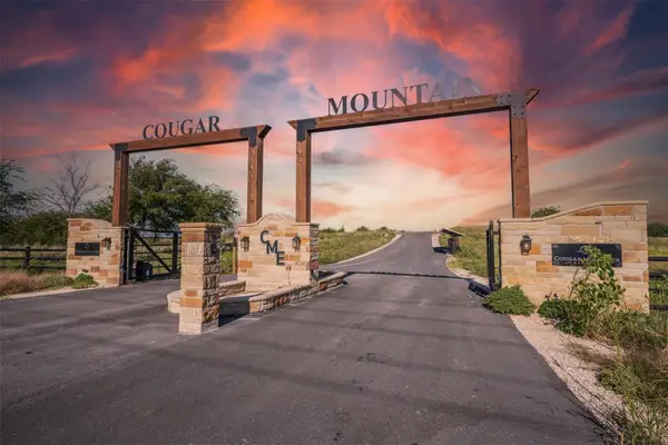 1012 Lawman Court, Cresson, TX 76035