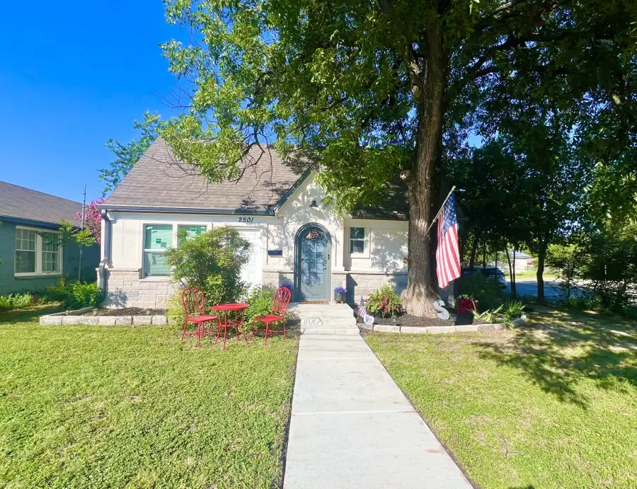 2501 Austin Avenue, Brownwood, TX 76801 - #3
