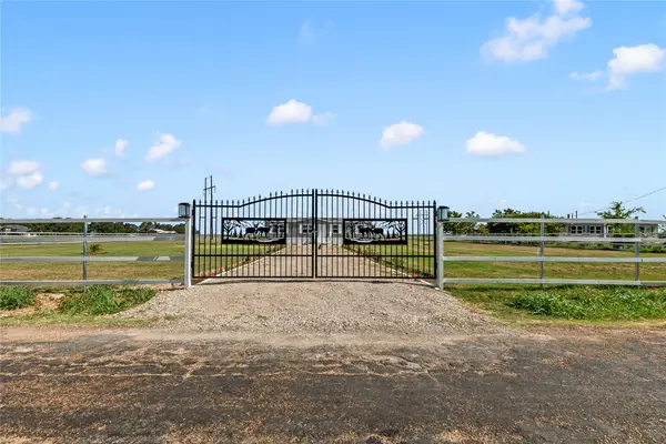 16609 Tarlton Road, Mabank, TX 75156
