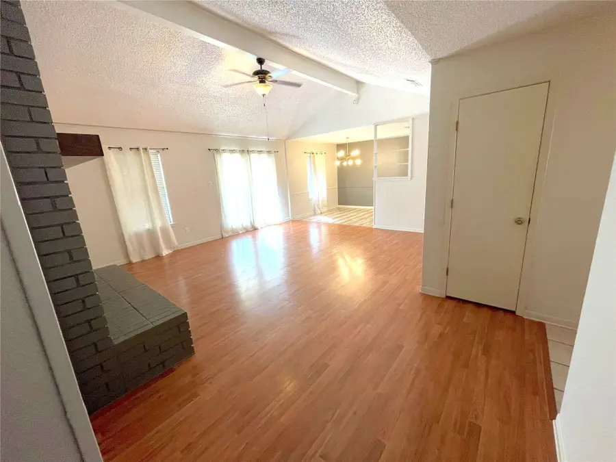 1348 Inglewood Drive, Stephenville, TX 76401 - #2