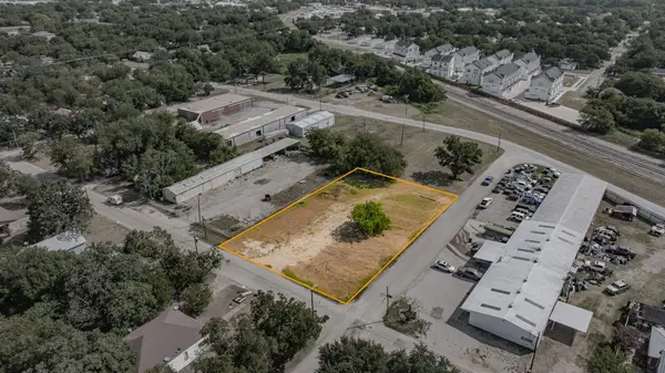 717 N Mccart Street, Stephenville, TX 76401