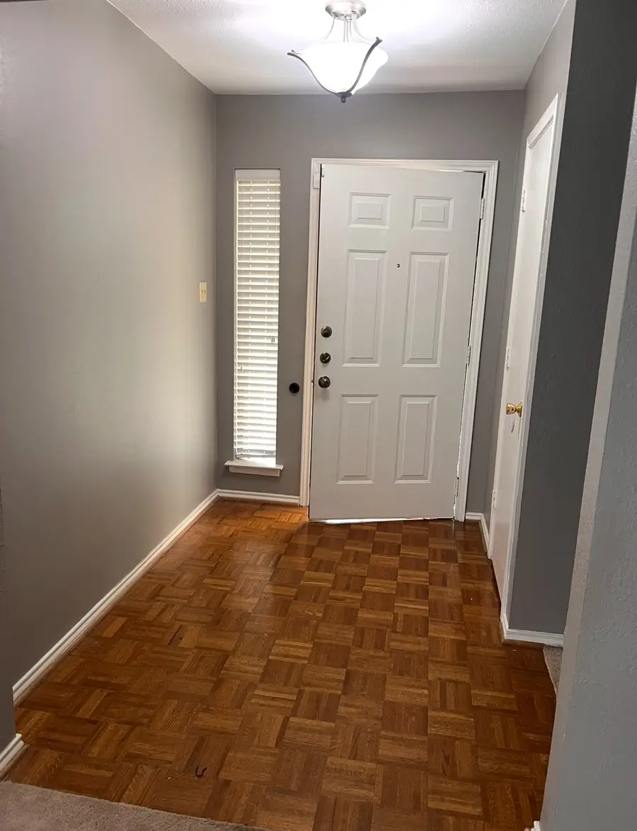 2123 Mistletoe Avenue #B, Fort Worth, TX 76110 - #3