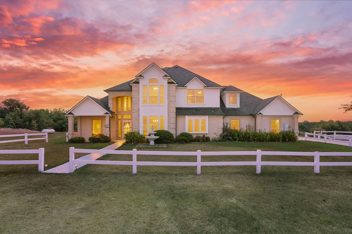 141 Blue Sky Drive, Decatur, TX 76234 - #1