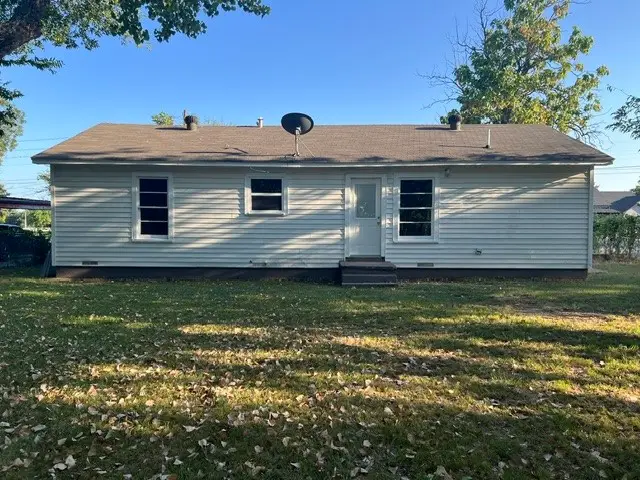 1601 Anthony Street, Gainesville, TX 76240 - #2