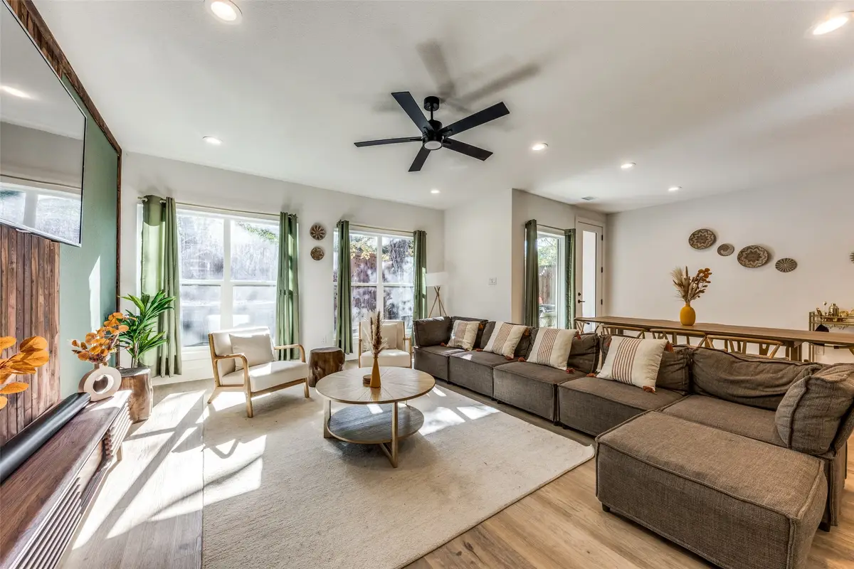 1116 Muncie Avenue, Dallas, TX 75212 - #1