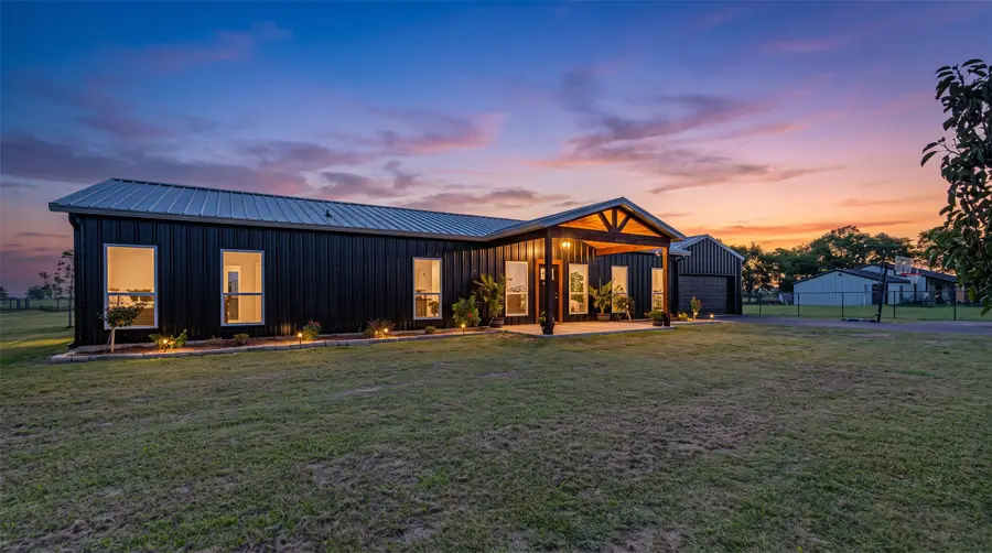 4340 Fm 1563, Wolfe City, TX 75496 - #3