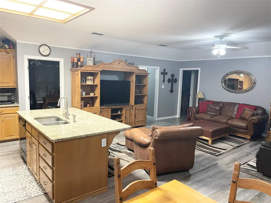 634 Maplewood Drive, Stephenville, TX 76401 - #3