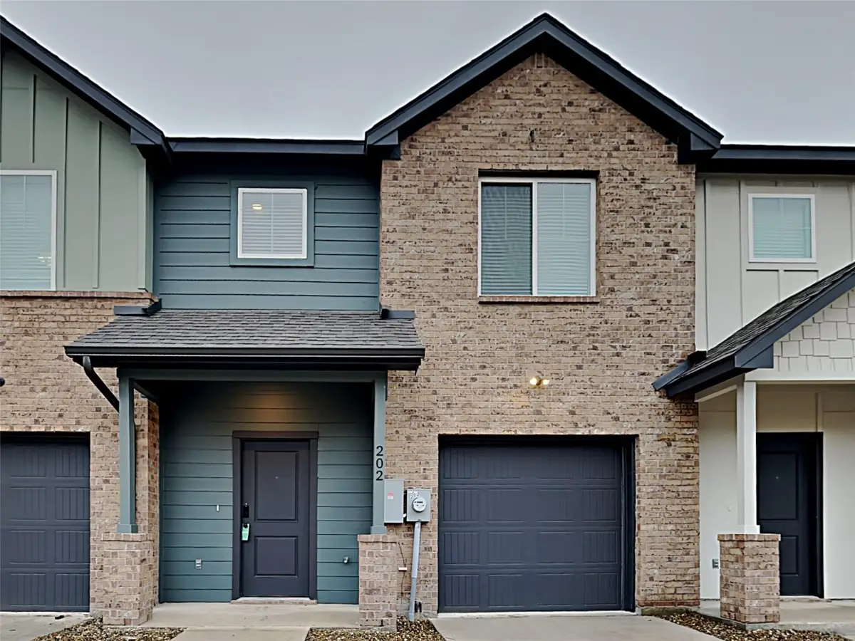 201 Briarwood Lane, Forest Hill, TX 76140 - #1