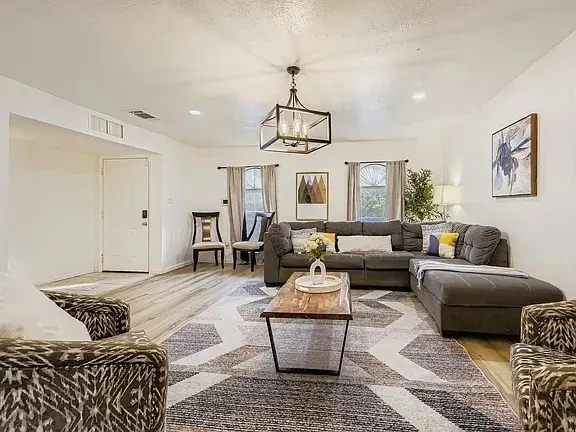 2001 Newbury Drive, Arlington, TX 76014 - #3