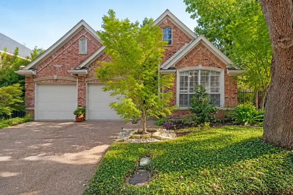 3785 Park Place, Addison, TX 75001