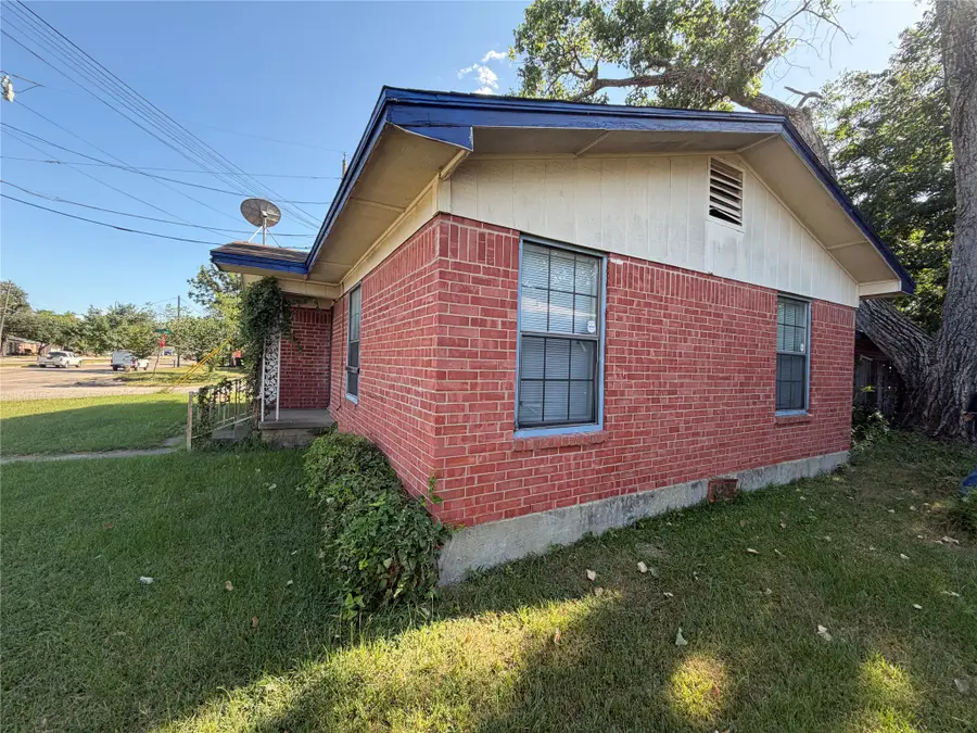 303 N Masters Drive, Dallas, TX 75217 - #3