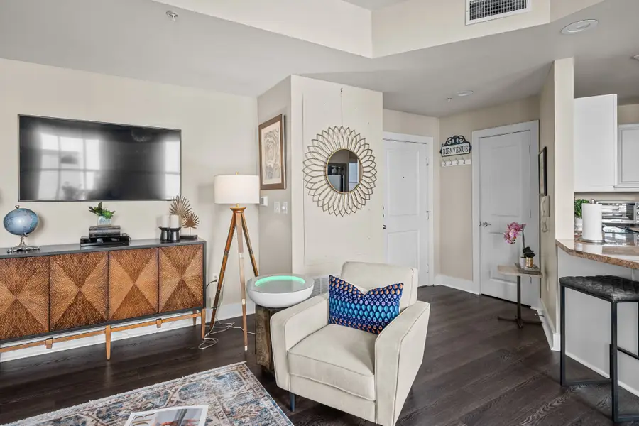 411 W 7th Street #302, Fort Worth, TX 76102 - #2