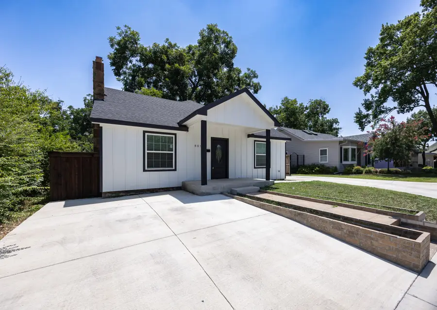 809 Haynes Avenue, Fort Worth, TX 76103 - #2