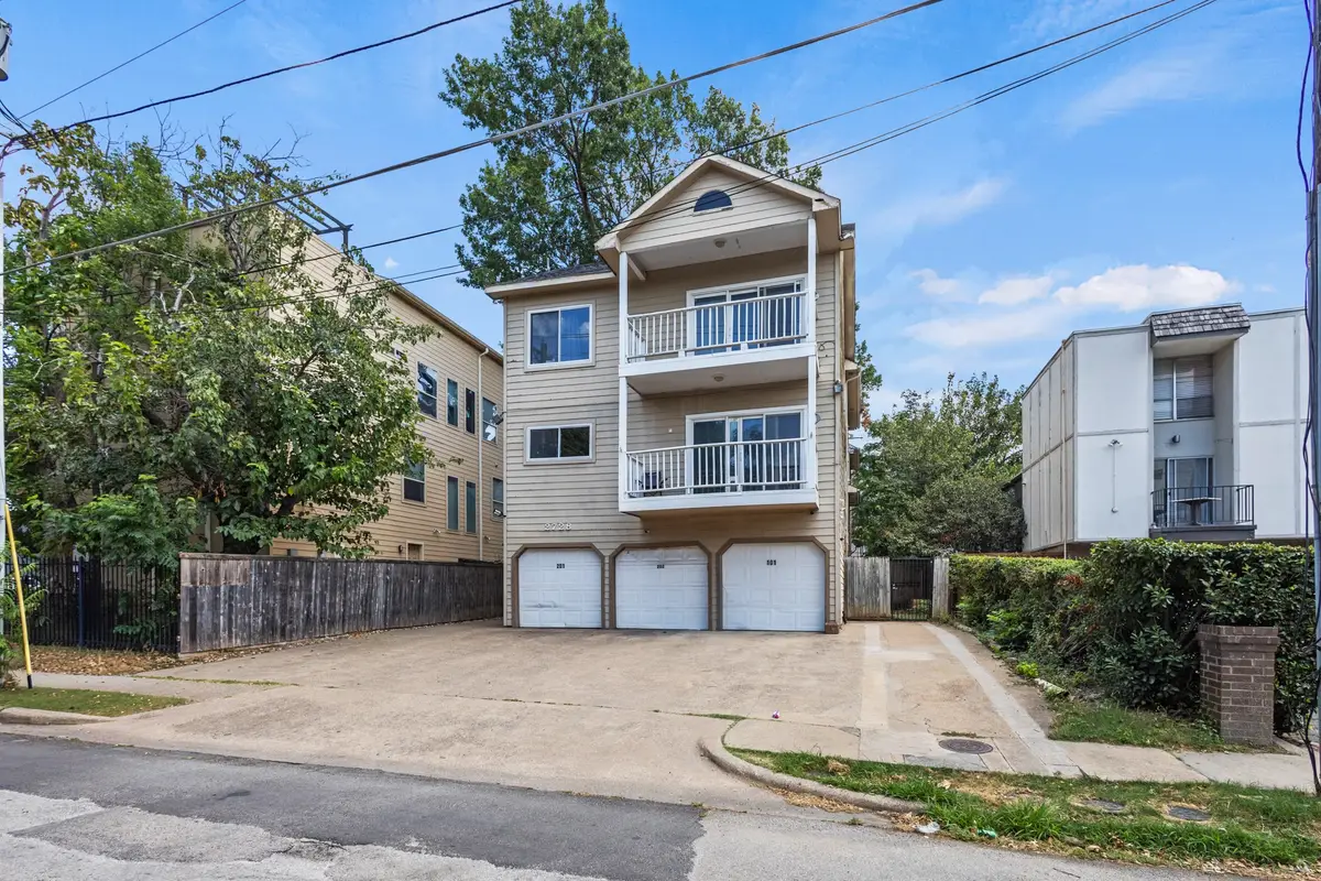 2728 Reagan Street #203, Dallas, TX 75219 - #1