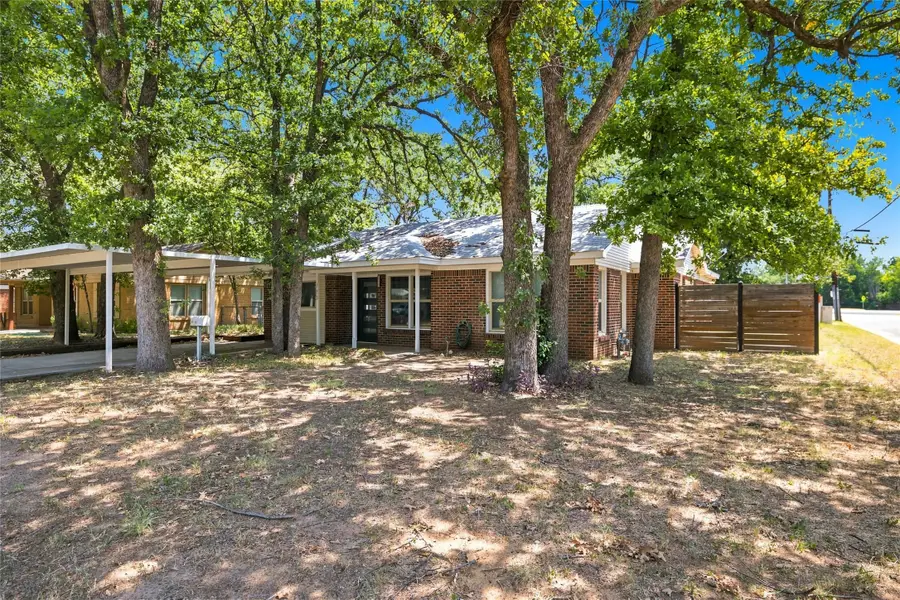 720 Thersa Drive, River Oaks, TX 76114 - #2