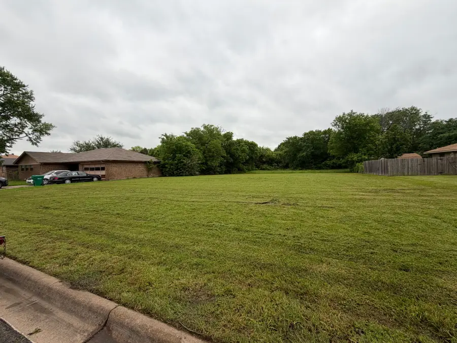 712 E Olive Street #718, Sherman, TX 75090 - #2