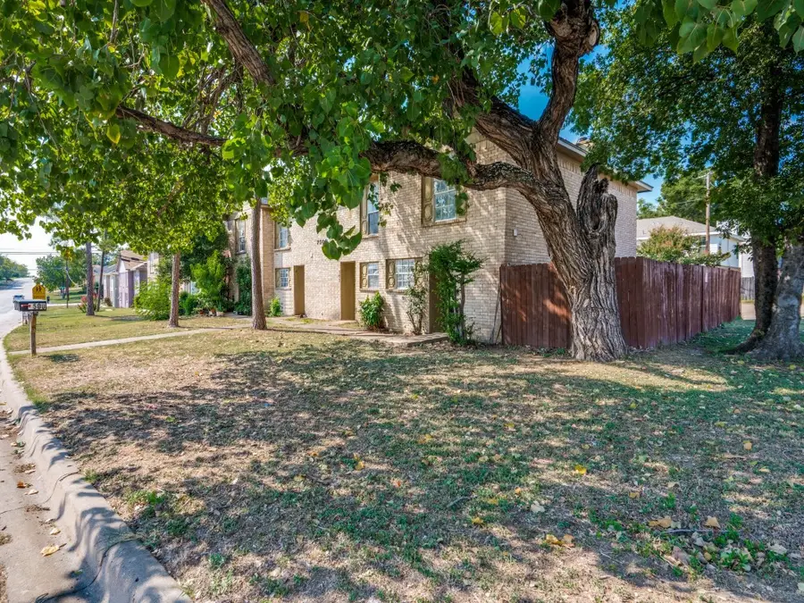 7500 Chapin Road, Fort Worth, TX 76116 - #2