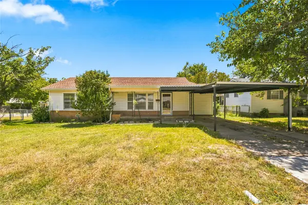 5130 Vicki Street, Haltom City, TX 76117