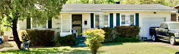 2406 E Illinois Avenue, Dallas, TX 75216