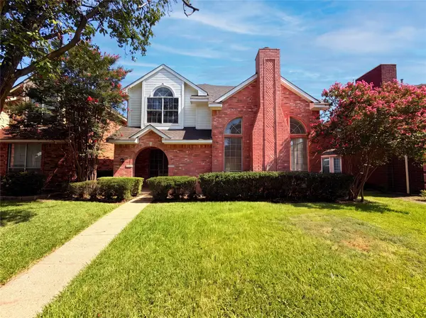 2909 Lois Lane, Rowlett, TX 75088