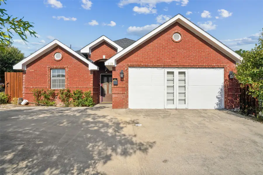 119 N Frances Street, Dallas, TX 75211 - #2