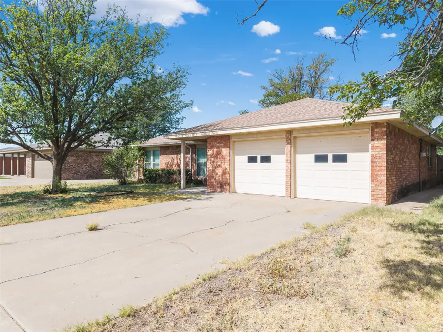 133 Ironwood Street, Hereford, TX 79045 - #3