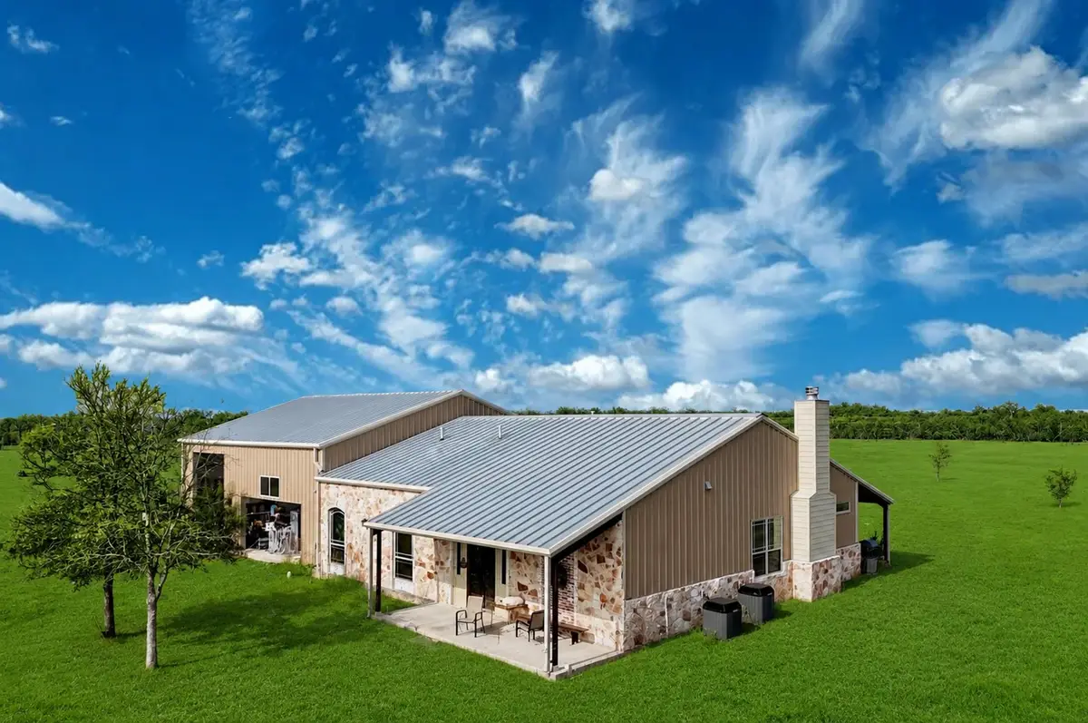 326 County Road 451, Waelder, TX 78959 - #1