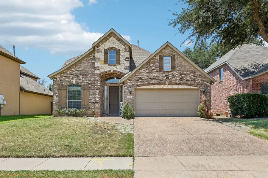 1910 Bentwood Court, Grapevine, TX 76051 - #2