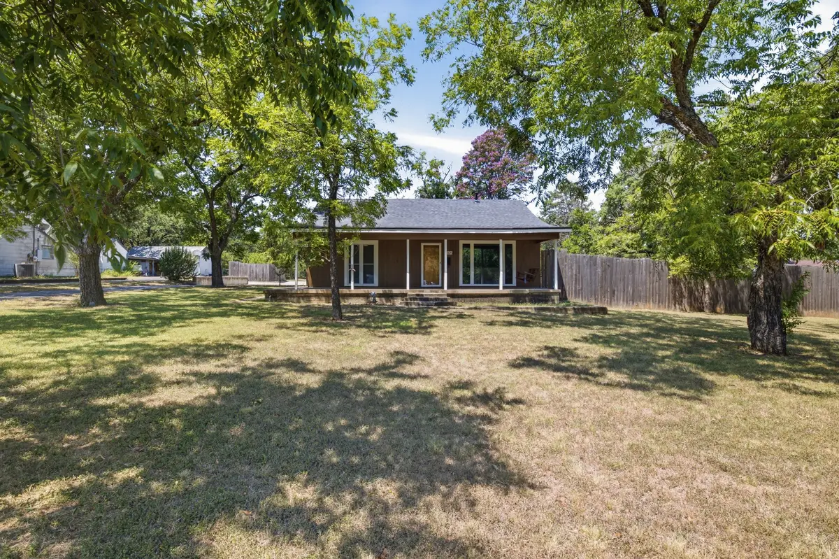 3025 Field Street, Haltom City, TX 76117 - #1