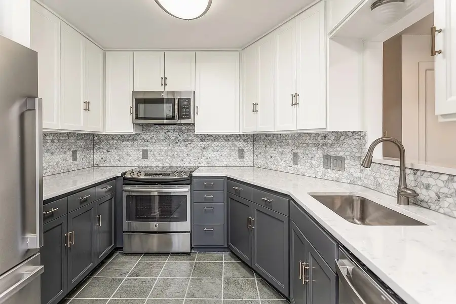2633 Mccart Avenue, Fort Worth, TX 76110 - #2