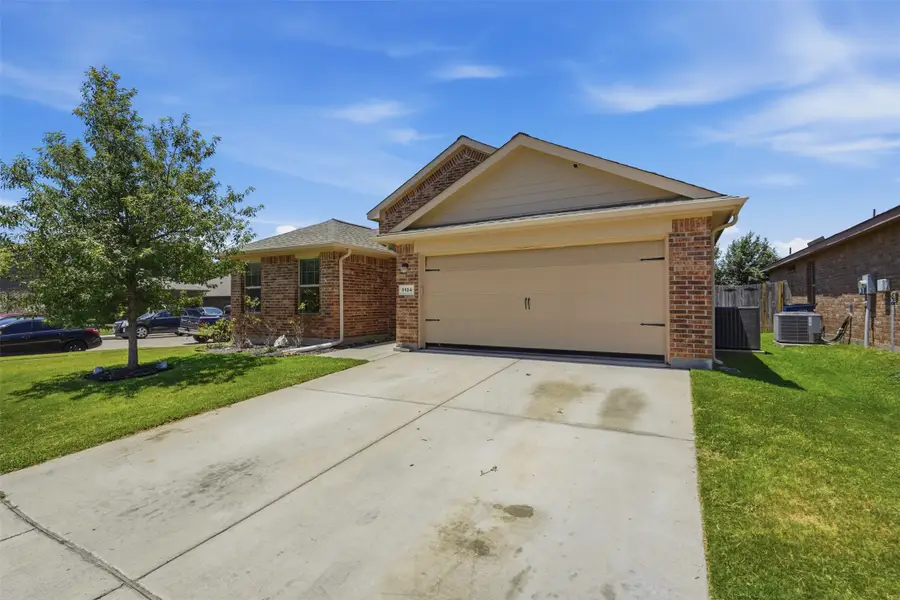 1124 Autumnwood Drive, Azle, TX 76020 - #2