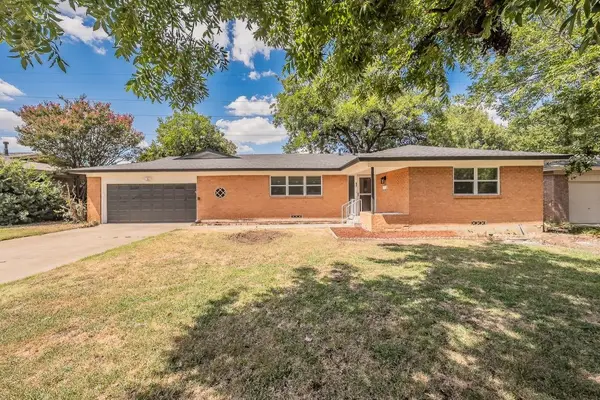 5413 Jane Anne Street, Haltom City, TX 76117